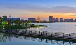 桐乡凤凰湖爆料最新新闻,揭秘湖畔新发现与周边发展盛况